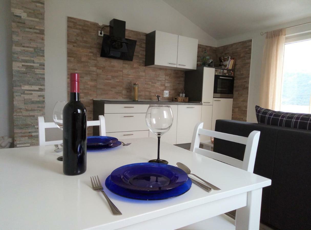 Apartments Kurelja Lastovo Ngoại thất bức ảnh
