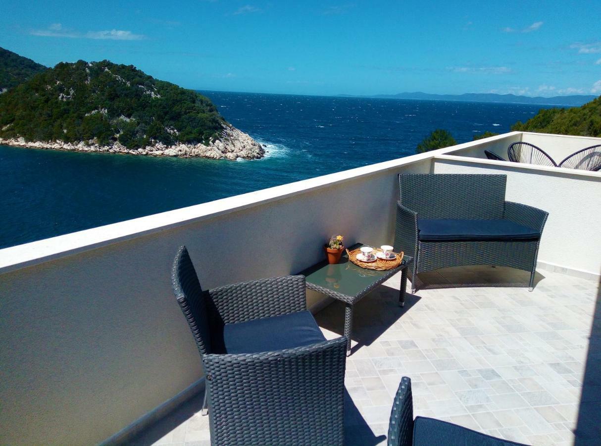 Apartments Kurelja Lastovo Ngoại thất bức ảnh