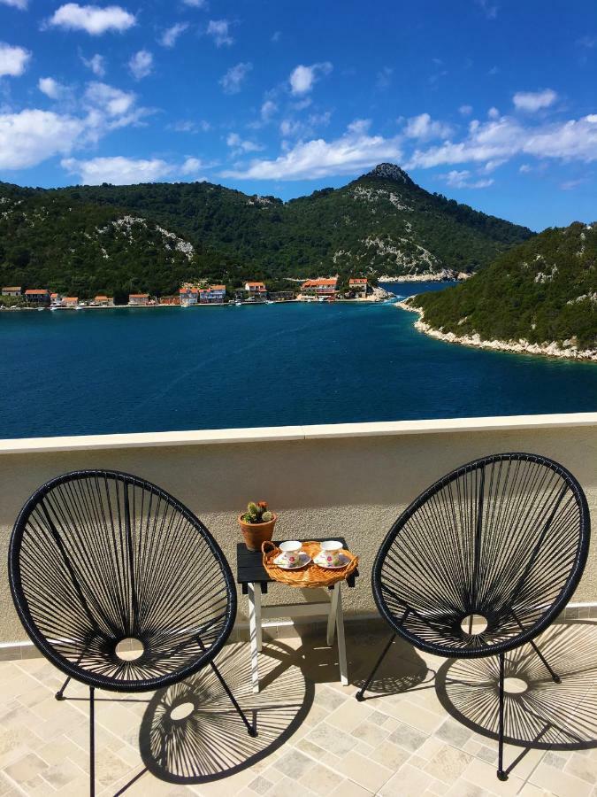 Apartments Kurelja Lastovo Ngoại thất bức ảnh