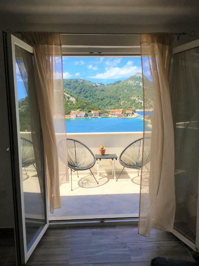 Apartments Kurelja Lastovo Ngoại thất bức ảnh